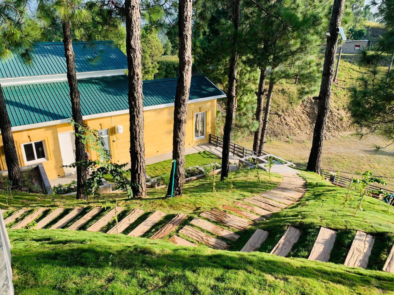 Hidden Hills Hotel & Resort Mansehra ภายนอก รูปภาพ
