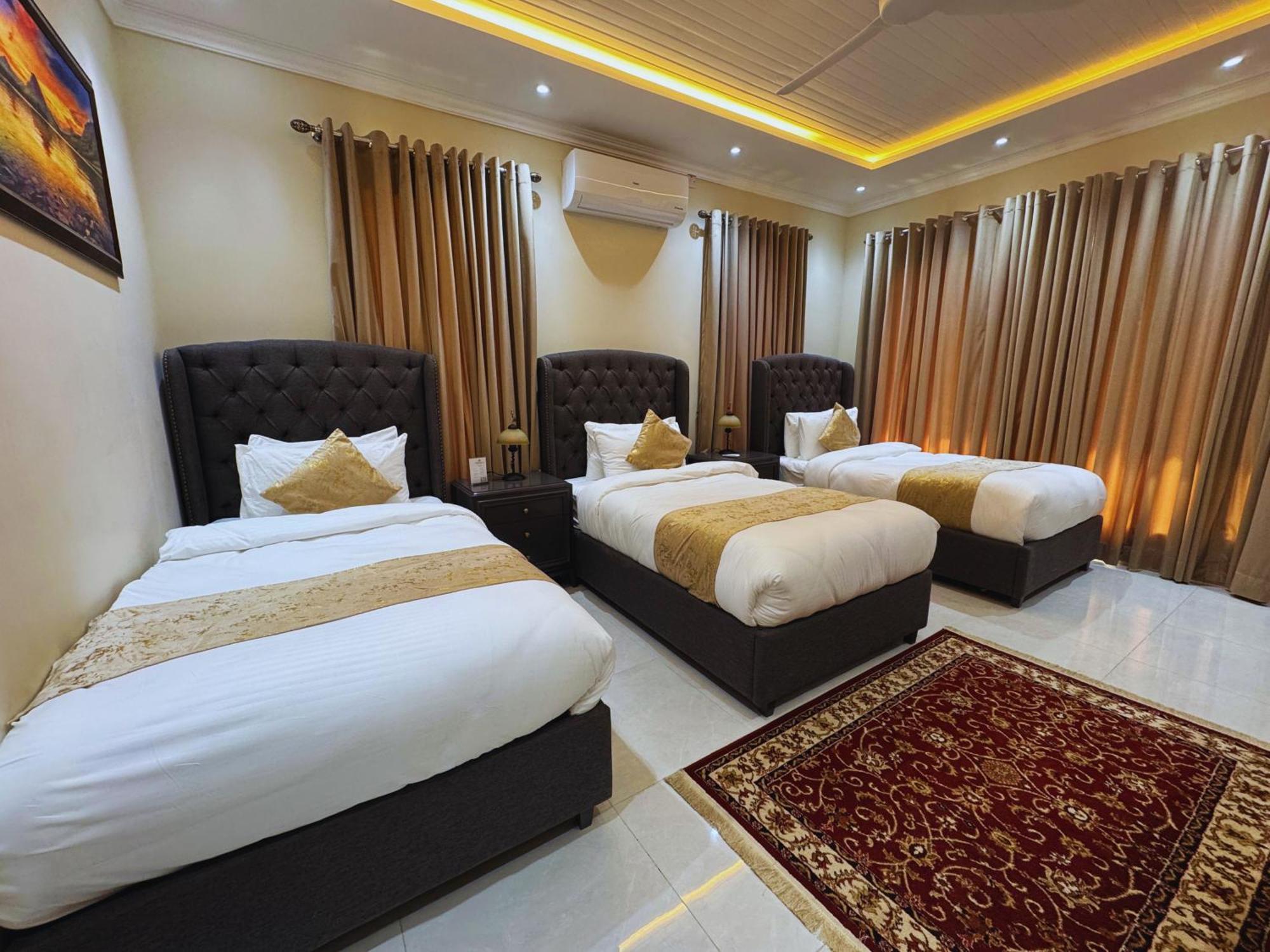 Hidden Hills Hotel & Resort Mansehra ภายนอก รูปภาพ